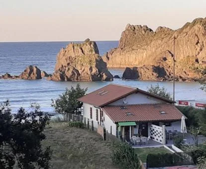 Hermosa casa rural independiente en un tranquilo entorno ideal para disfrutar de la tranquilidad y descansar del bullicio.