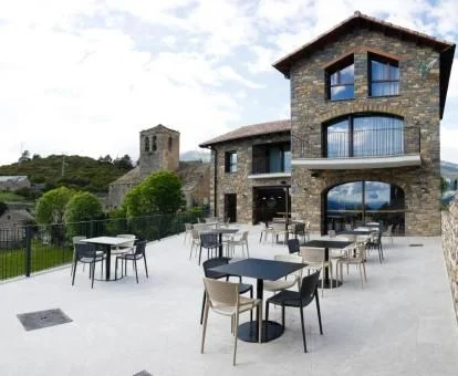 Preciosa posada en un entorno idílico para descansar con terraza.