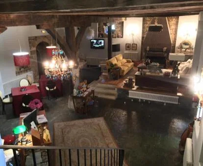 Una de las zonas comunes de esta acogedora posada rural.