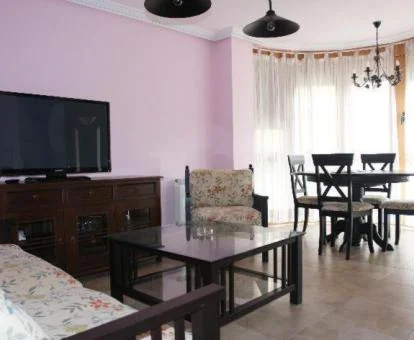 Interior de uno de los acogedores apartamentos del establecimiento.