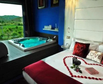 Fabulosa zona de bienestar de uso privado junto al dormitorio de este establecimiento.