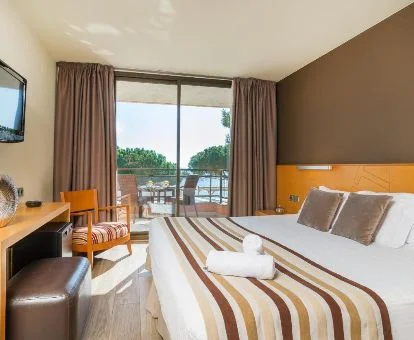 Una de las cómodas habitaciones de este moderno hotel.