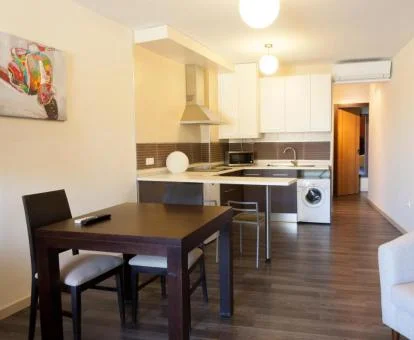 Interior de uno de los acogedores apartamentos de este hotel boutique.