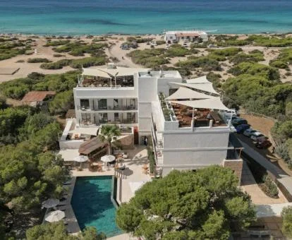 Acogedor hotel con encanto muy cerca de la playa.