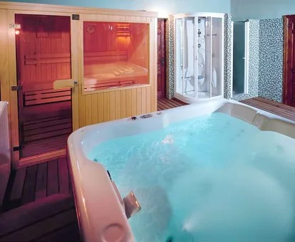 Acogedor centro de bienestar de este hotel ideal para parejas.