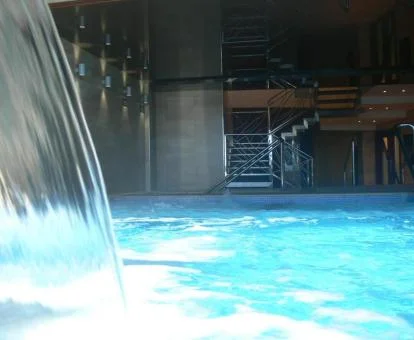 Zona de aguas del spa del hotel.