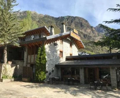 Hotel rural en un tranquilo entorno natural para explorar.