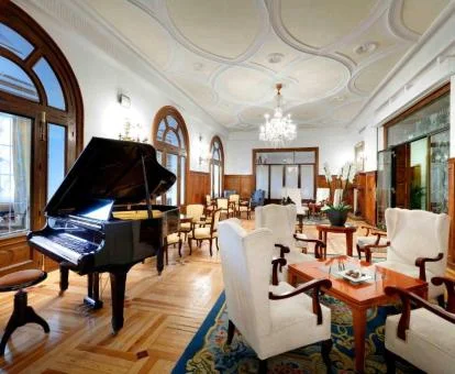 Uno de los elegantes espacios de uso compartido de este precioso hotel.