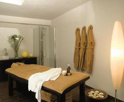Sala para masajes y tratamientos del spa.