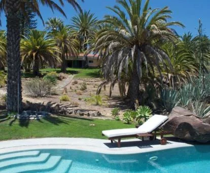 Maravilloso espacio exterior de la villa con piscina privada del complejo.