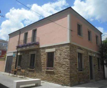 Edificio de este hotel rural solo para adultos.